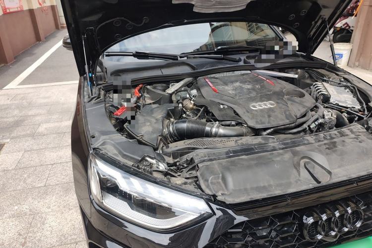 Used Audi S4 2023 S4 Avant 3.0TFSI Engine Bay Right