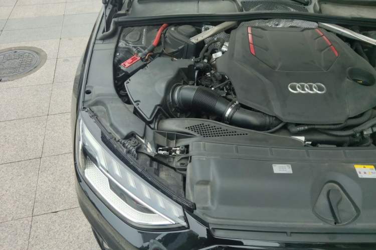 Used Audi S4 2023 S4 3.0TFSI Engine Bay Right
