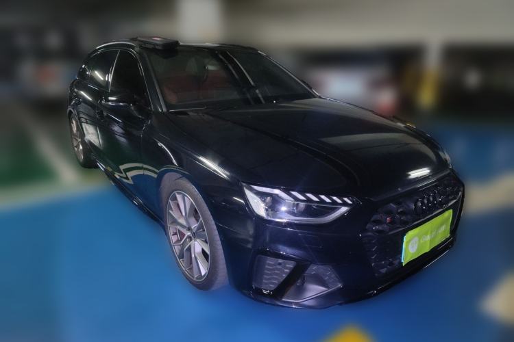 Used Audi S4 2023 S4 Avant 3.0TFSI Front Right 45 Deg