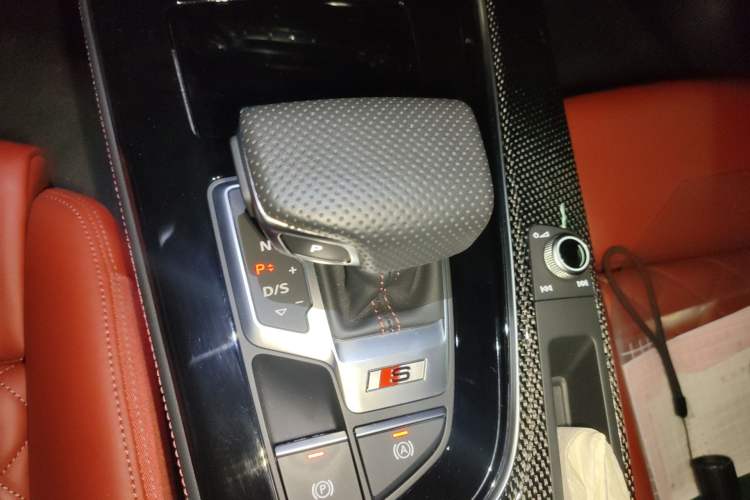 Used Audi S4 2023 S4 Avant 3.0TFSI Gear Lever