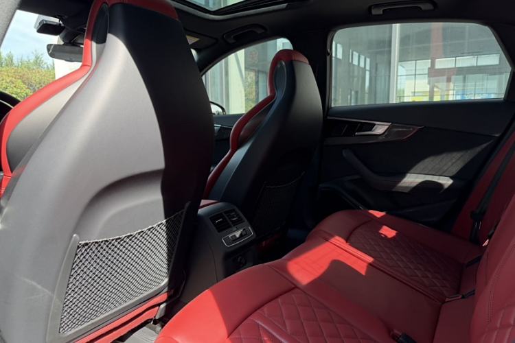 Used Audi S4 2023 S4 3.0TFSI Interior 3