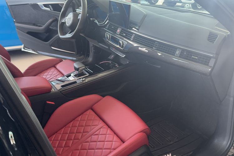 Used Audi S4 2023 S4 3.0TFSI Interior 4