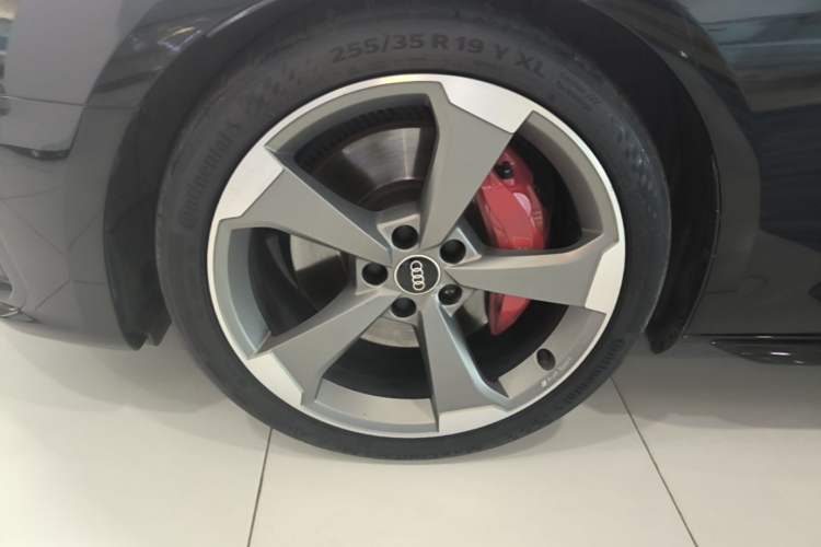 Used Audi S4 2023 S4 3.0TFSI Left Front Wheel Hub