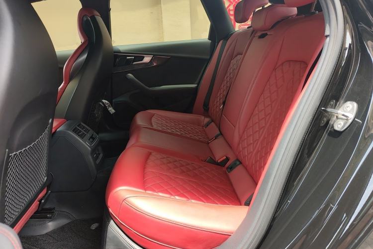 Used Audi S4 2023 S4 Avant 3.0TFSI Left Rear Seat