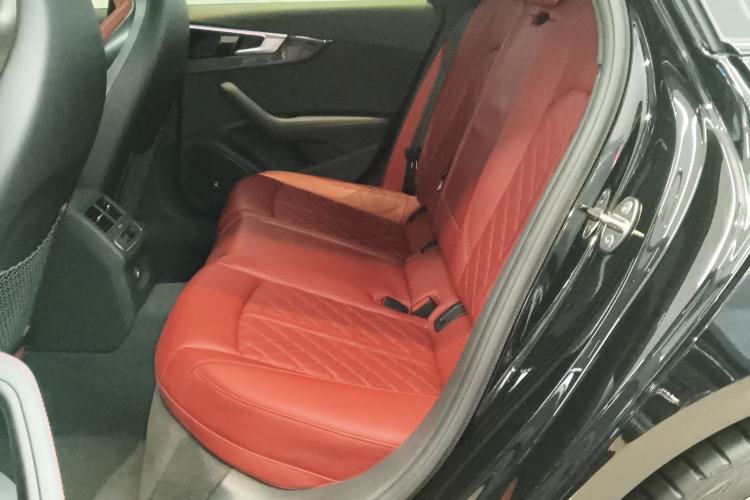 Used Audi S4 2023 S4 3.0TFSI Left Rear Seat
