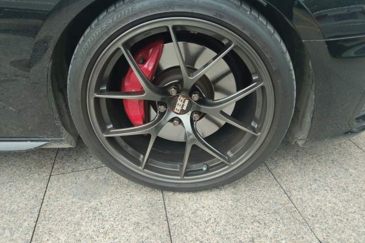 Used Audi S4 2023 S4 3.0TFSI Right Front Wheel Hub