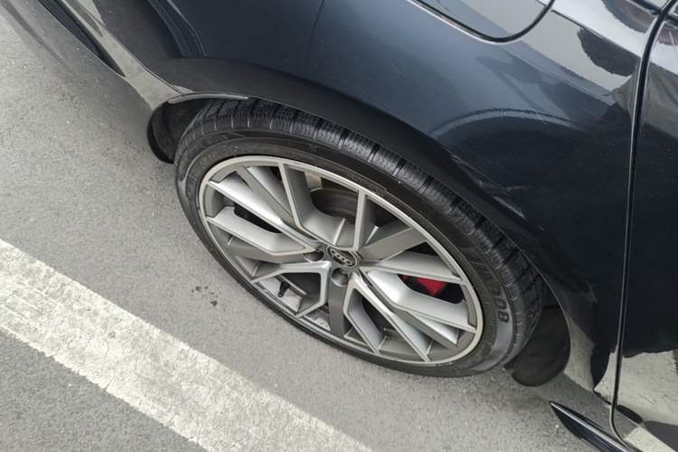 Used Audi S4 2023 S4 3.0TFSI Right Rear Wheel Hub