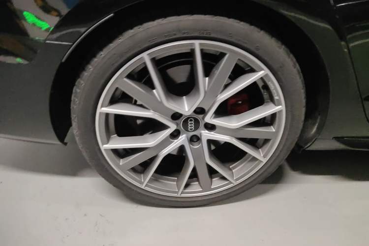 Used Audi S4 2023 S4 3.0TFSI Right Rear Wheel Hub
