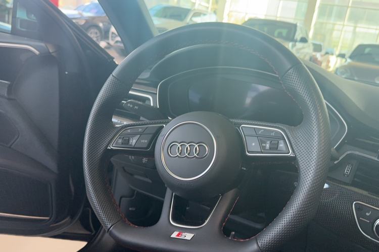 Used Audi S4 2023 S4 3.0TFSI Steering Wheel