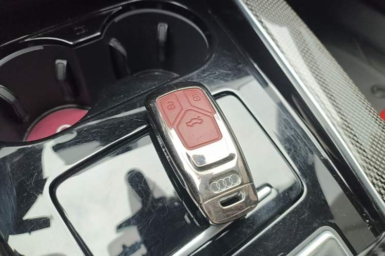 Used Audi S4 2023 S4 3.0TFSI Vehicle Key