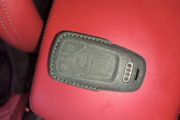 Used Audi S4 2023 S4 3.0TFSI Vehicle Key