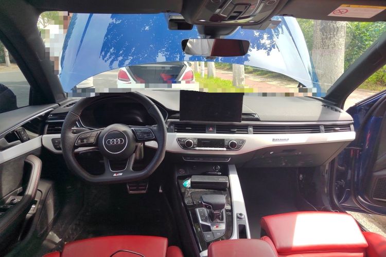 Used Audi S4 2023 S4 3.0TFSI Center Console