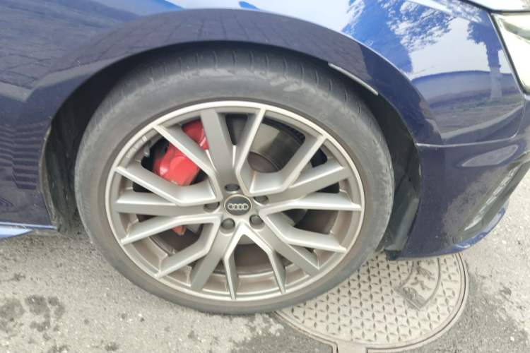 Used Audi S4 2023 S4 3.0TFSI Right Front Wheel Hub