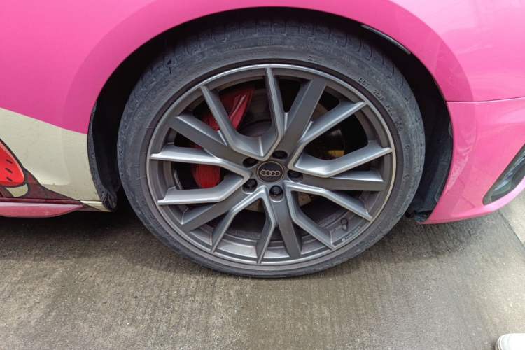 Used Audi S4 2023 S4 3.0TFSI Right Front Wheel Hub