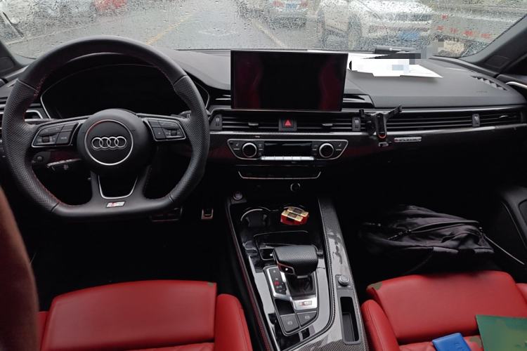 Used Audi S4 2023 S4 3.0TFSI Center Console