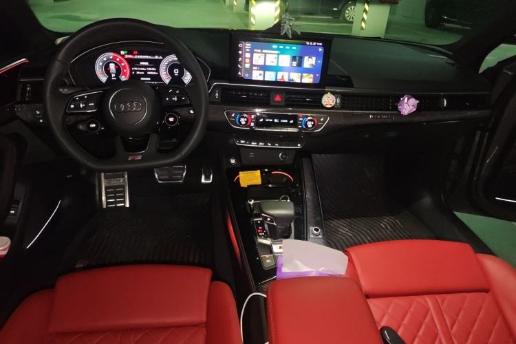 Used Audi S4 2023 S4 Avant 3.0TFSI Center Console