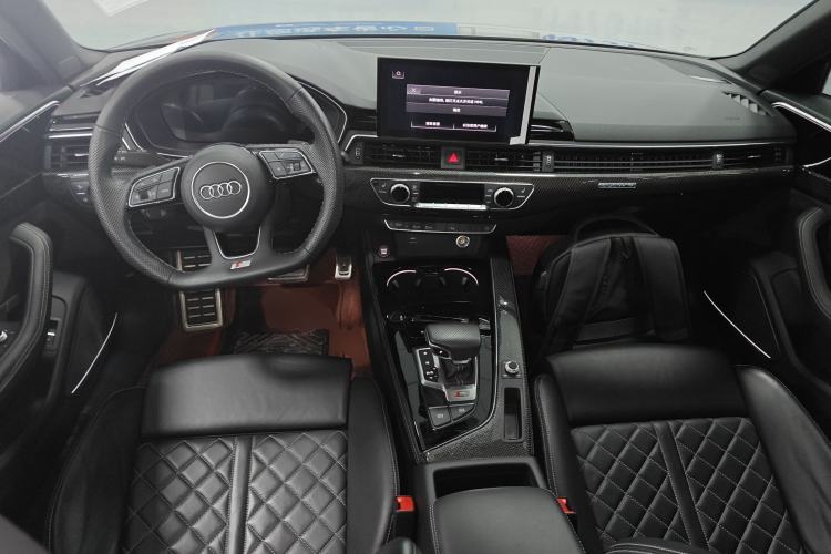 Used Audi S4 2023 S4 3.0TFSI Center Console