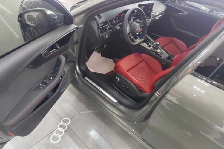 Used Audi S4 2023 S4 3.0TFSI Driver Seat