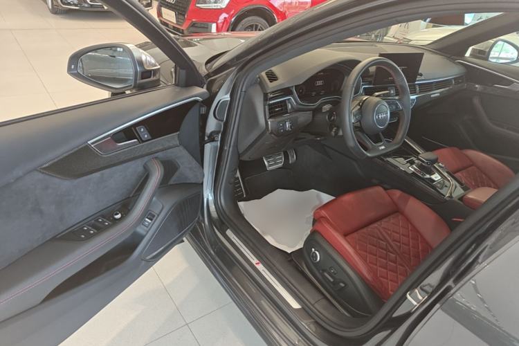 Used Audi S4 2023 S4 3.0TFSI Driver Seat
