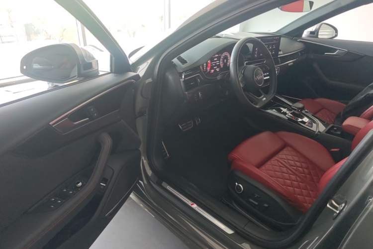 Used Audi S4 2023 S4 3.0TFSI Driver Seat