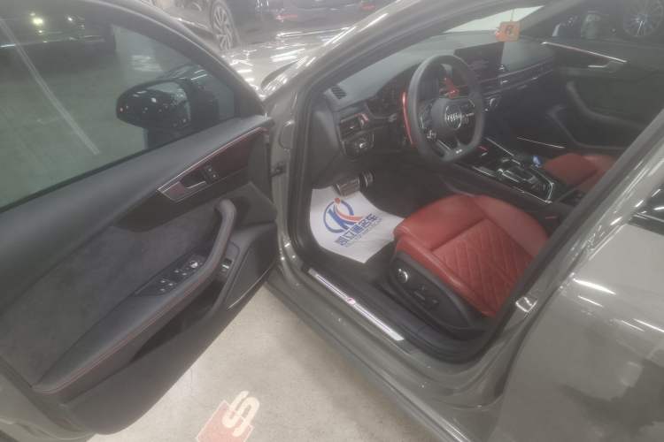 Used Audi S4 2023 S4 3.0TFSI Driver Seat