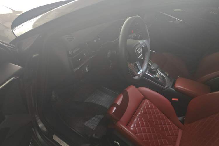 Used Audi S4 2023 S4 Avant 3.0TFSI Driver Seat