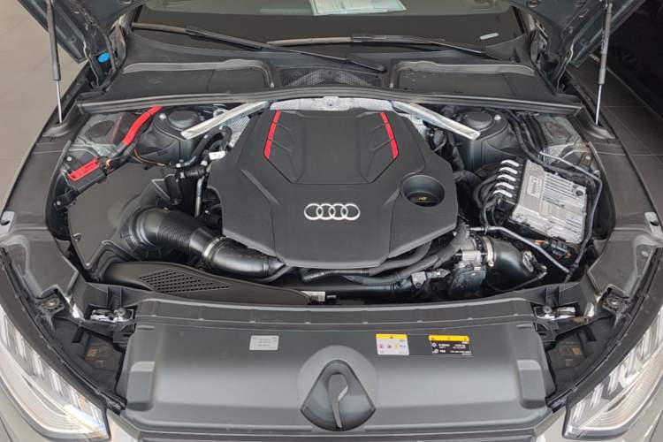 Used Audi S4 2023 S4 3.0TFSI Engine Bay