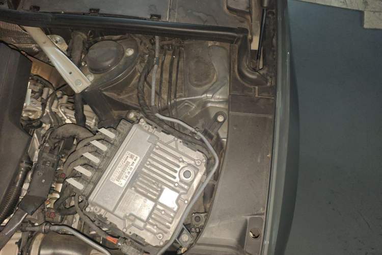 Used Audi S4 2023 S4 3.0TFSI Engine Bay Left