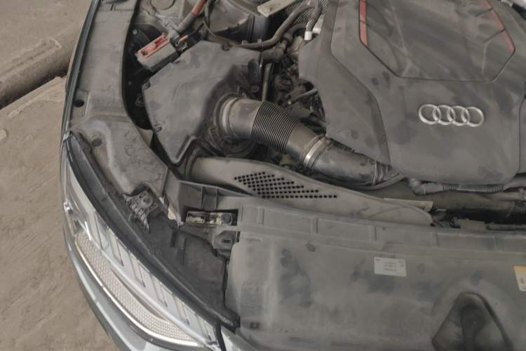 Used Audi S4 2023 S4 Avant 3.0TFSI Engine Bay Right