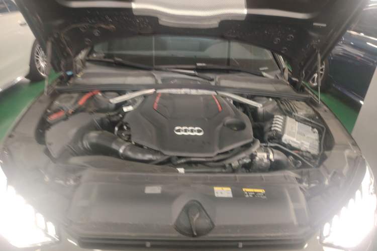 Used Audi S4 2023 S4 3.0TFSI Engine Bay