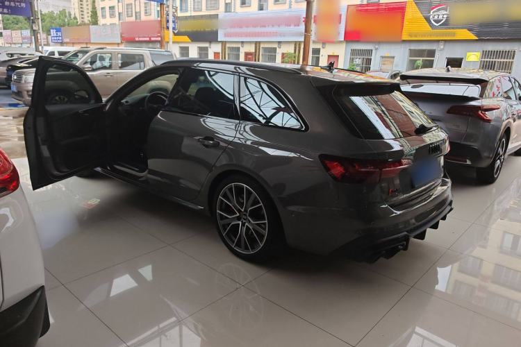 Used Audi S4 2023 S4 Avant 3.0TFSI Exterior 5