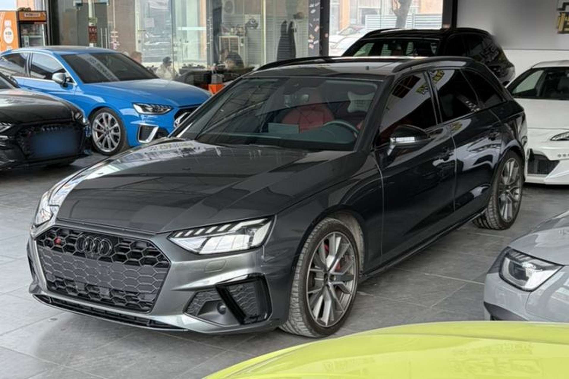 Used Audi S4 2023 S4 Avant 3.0TFSI Front Left 45 Deg