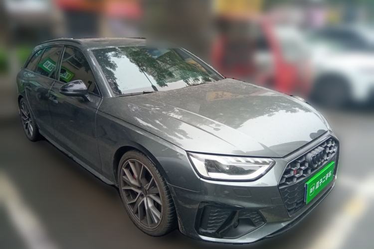 Used Audi S4 2023 S4 Avant 3.0TFSI Front Right 45 Deg