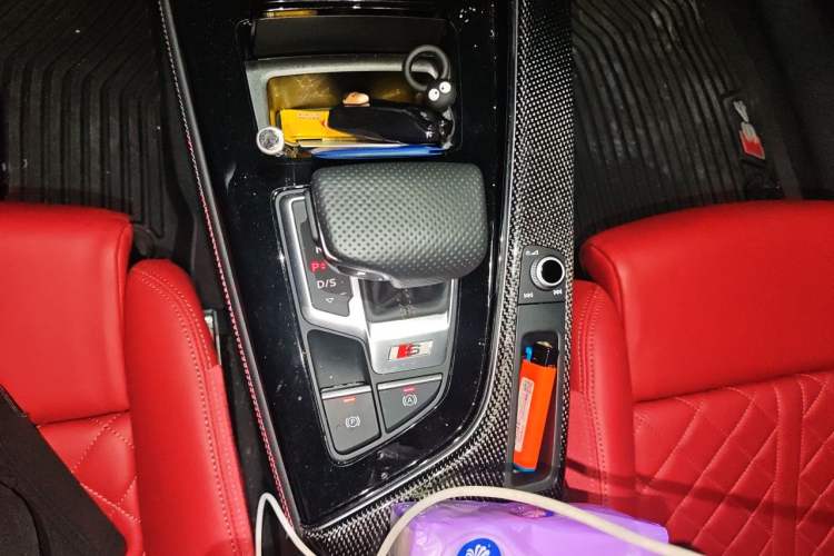 Used Audi S4 2023 S4 Avant 3.0TFSI Gear Lever