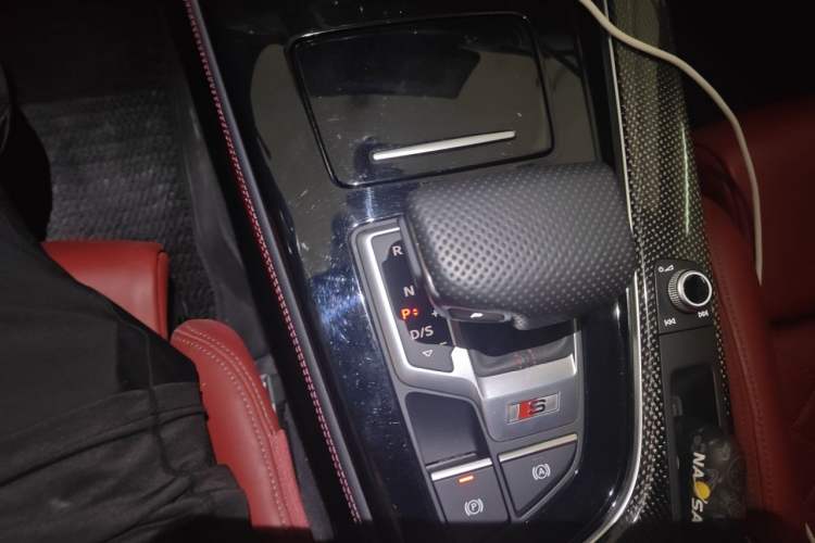 Used Audi S4 2023 S4 Avant 3.0TFSI Gear Lever