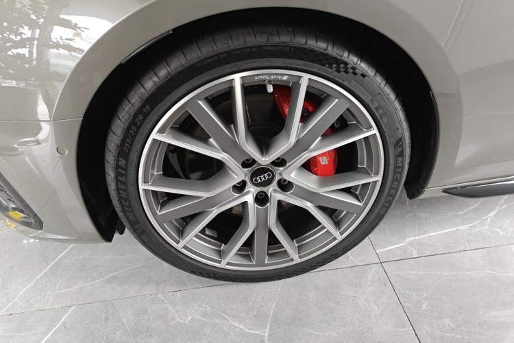 Used Audi S4 2023 S4 Avant 3.0TFSI Left Front Wheel Hub