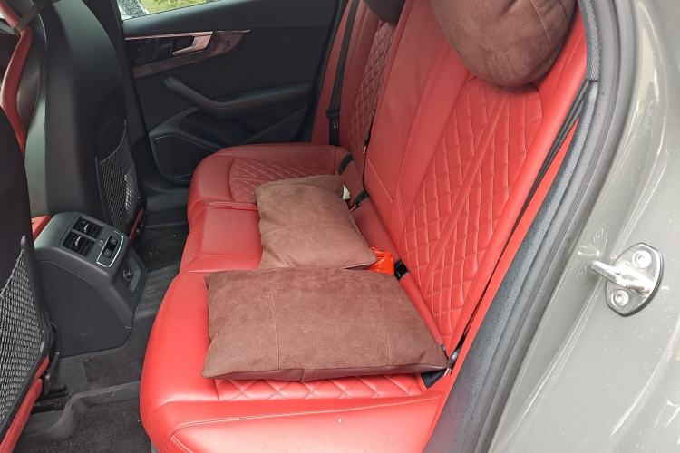 Used Audi S4 2023 S4 3.0TFSI Left Rear Seat