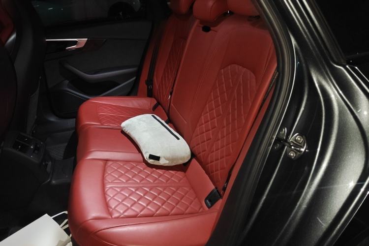Used Audi S4 2023 S4 3.0TFSI Left Rear Seat
