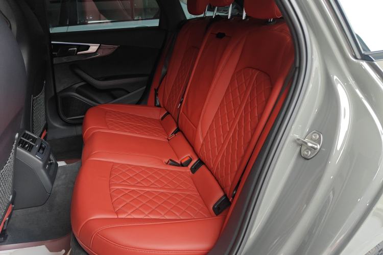 Used Audi S4 2023 S4 Avant 3.0TFSI Left Rear Seat