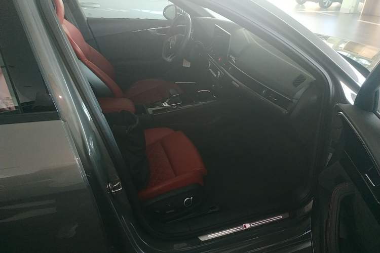 Used Audi S4 2023 S4 3.0TFSI Right Front Seat