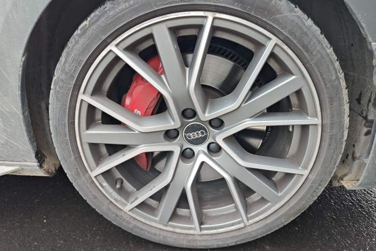 Used Audi S4 2023 S4 3.0TFSI Right Front Wheel Hub