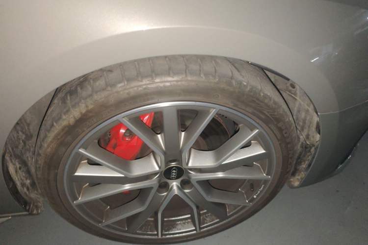 Used Audi S4 2023 S4 3.0TFSI Right Front Wheel Hub
