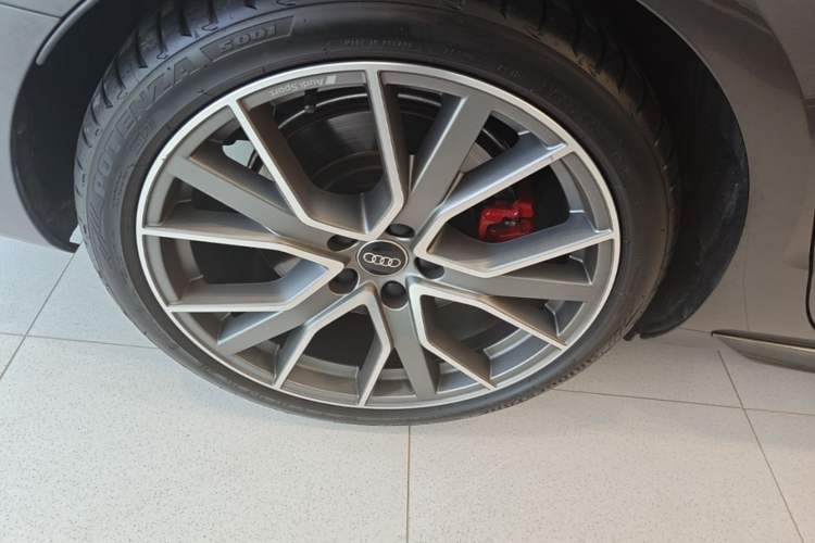 Used Audi S4 2023 S4 3.0TFSI Right Rear Wheel Hub