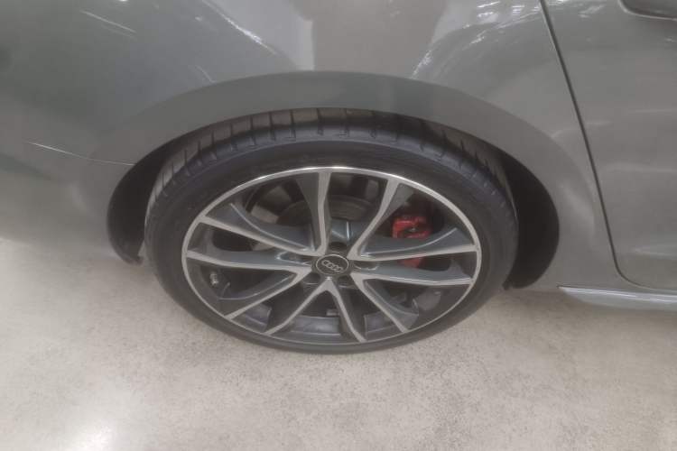 Used Audi S4 2023 S4 3.0TFSI Right Rear Wheel Hub