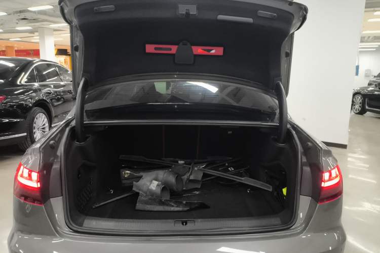 Used Audi S4 2023 S4 3.0TFSI Trunk