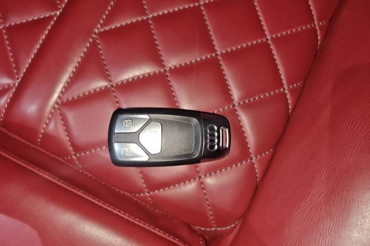 Used Audi S4 2023 S4 3.0TFSI Vehicle Key