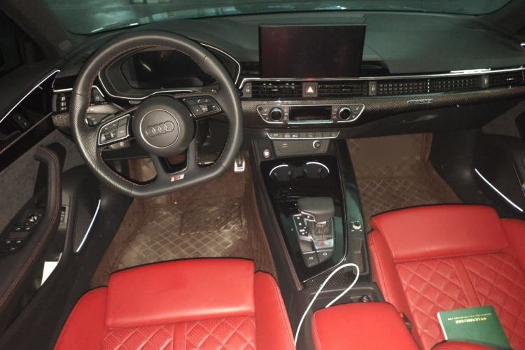 Used Audi S4 2023 S4 3.0TFSI Center Console