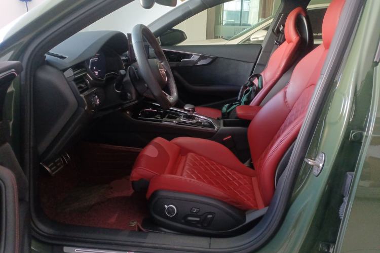 Used Audi S4 2023 S4 Avant 3.0TFSI Driver Seat