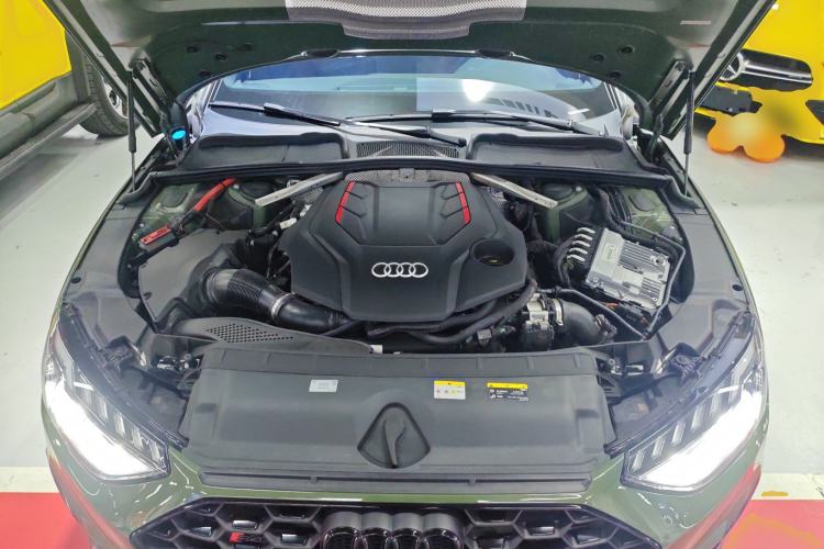 Used Audi S4 2023 S4 Avant 3.0TFSI Engine Bay