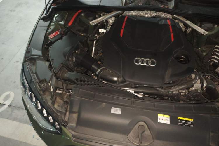 Used Audi S4 2023 S4 3.0TFSI Engine Bay Right